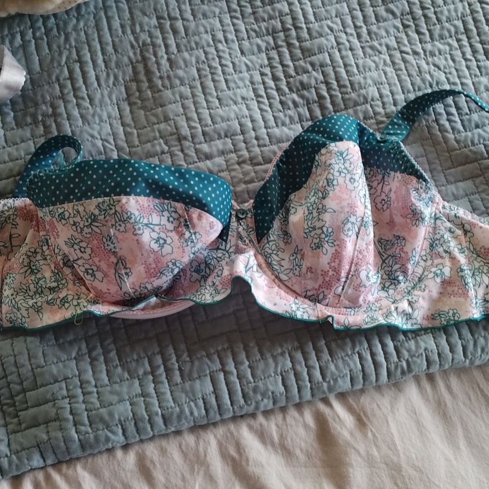 Bra